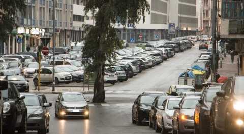 Bari, i racconti e i mille volti di Picone: il quartiere pi "disordinato" della citt